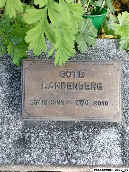 Grave number: 1 AG Ö3   144