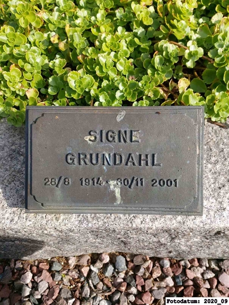 Grave number: 1 AG H    87
