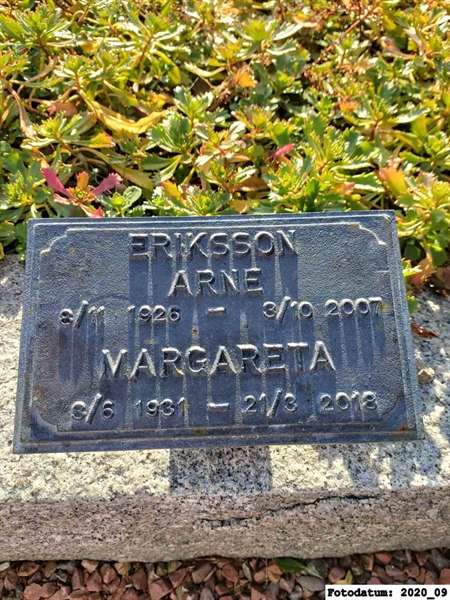 Grave number: 1 AG R   202