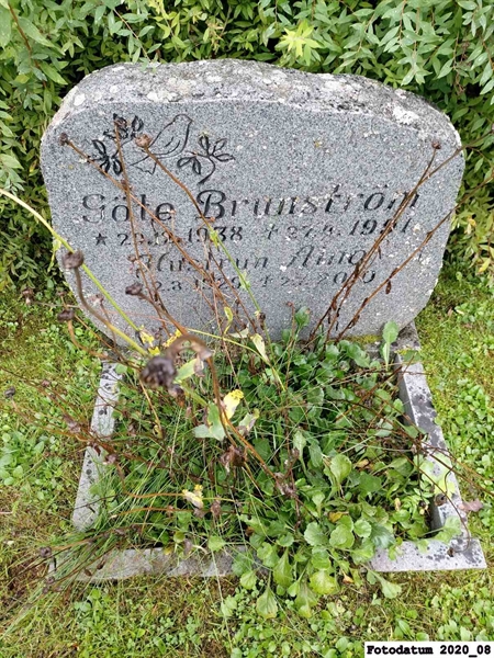 Grave number: 3 C 18    40