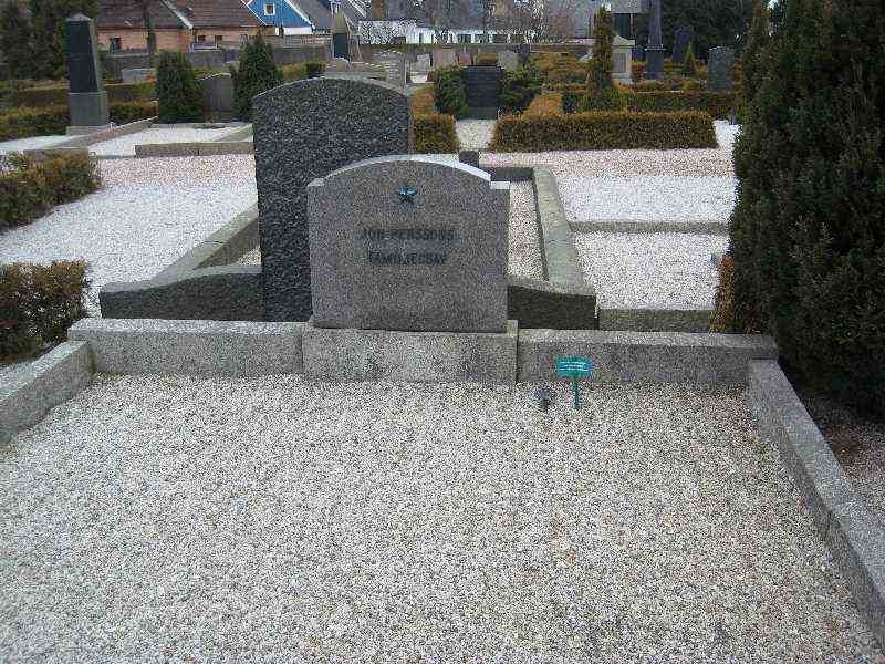 Grave number: VK III   119