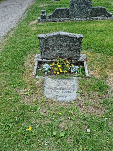 Grave number: 1 B    99B
