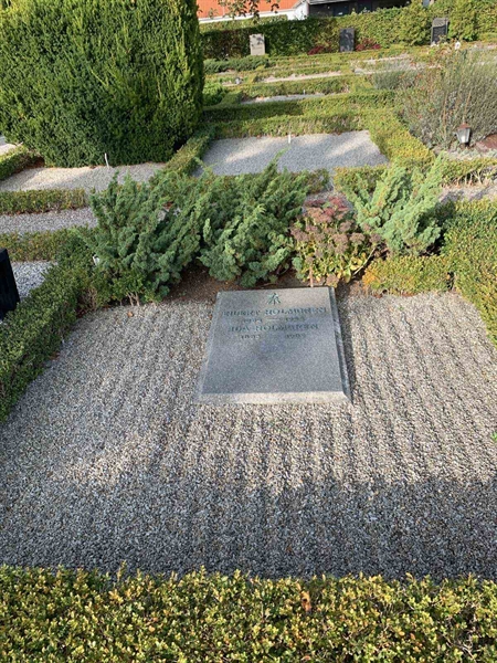 Grave number: NK D 94-95
