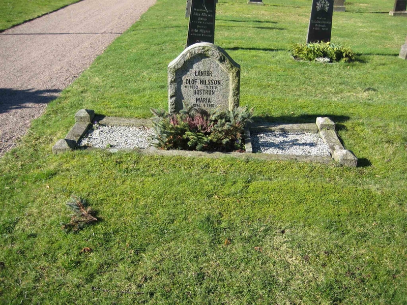 Grave number: ÖKK 7    59, 60