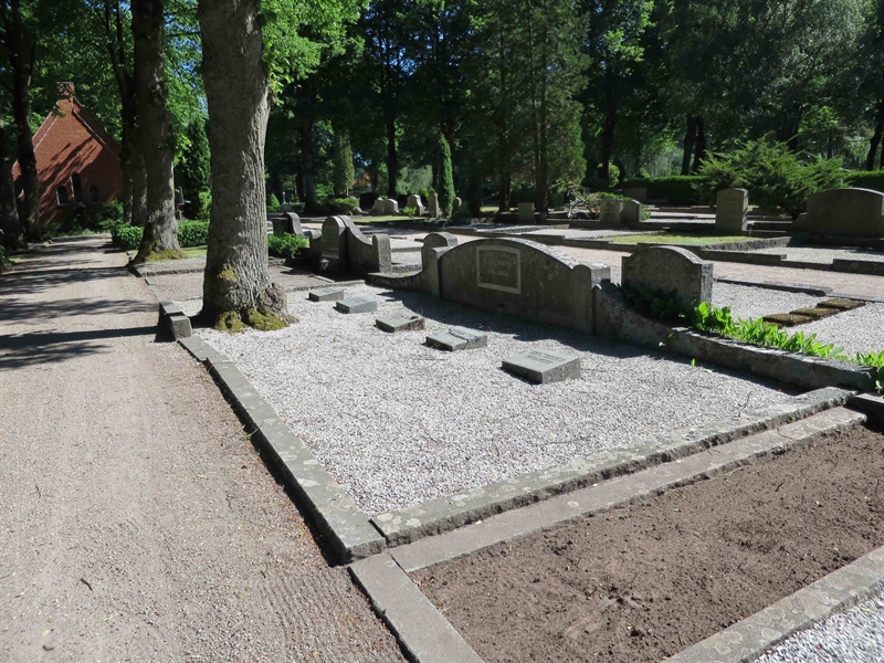 Grave number: HÖB 14     8