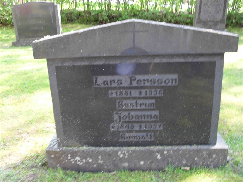 Grave number: JÄ SO    43, 44