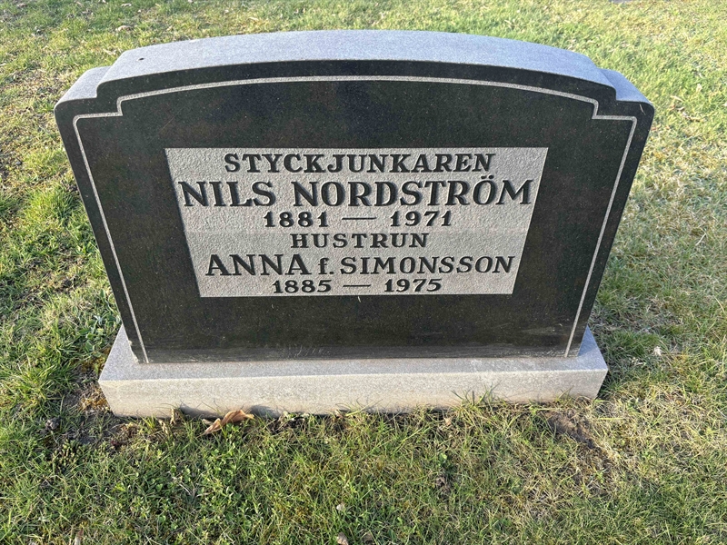 Gravnummer: ÖS D     3