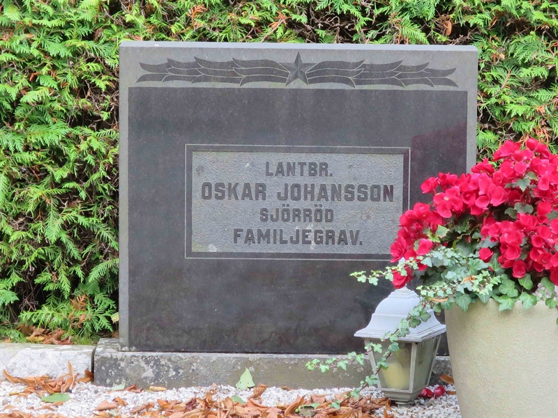 Grave number: HÖB 5   127