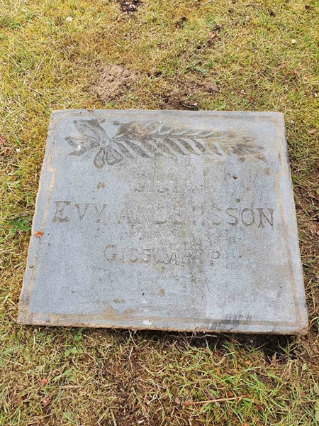 Grave number: Å A     7
