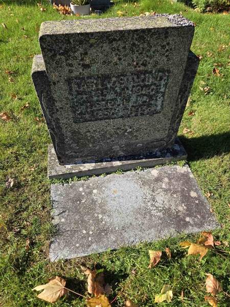 Grave number: T A B   553-554