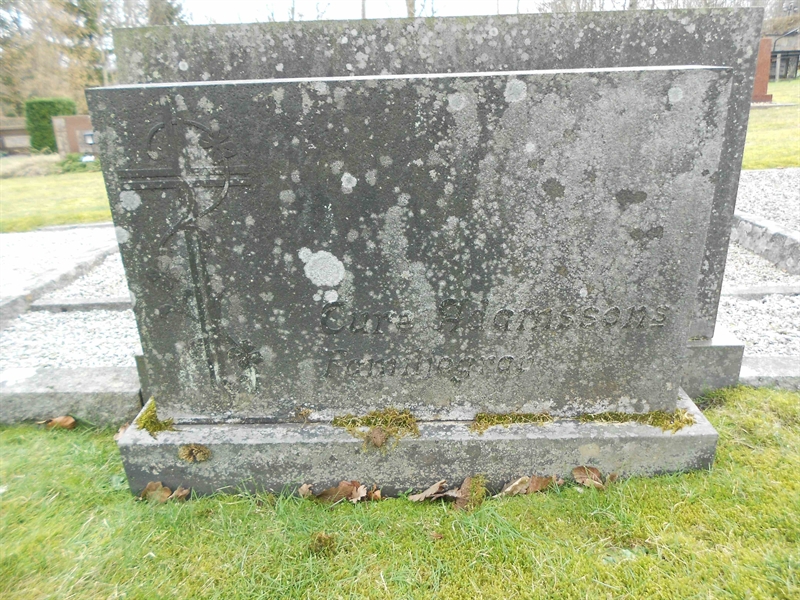 Grave number: NÅ M6    56, 57