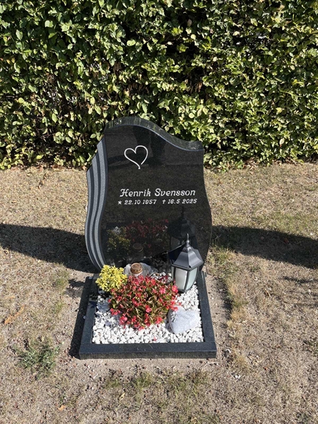 Grave number: NK I:U   221