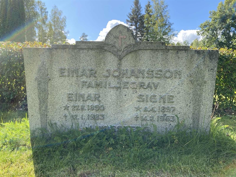 Grave number: 1 17 65, 66