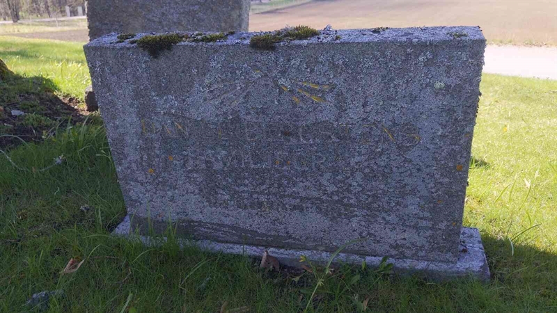Grave number: 1 G 2     2