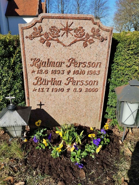 Grave number: NÅ U01    39