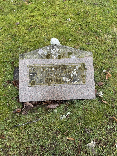 Grave number: Ärt 44 14    43+44