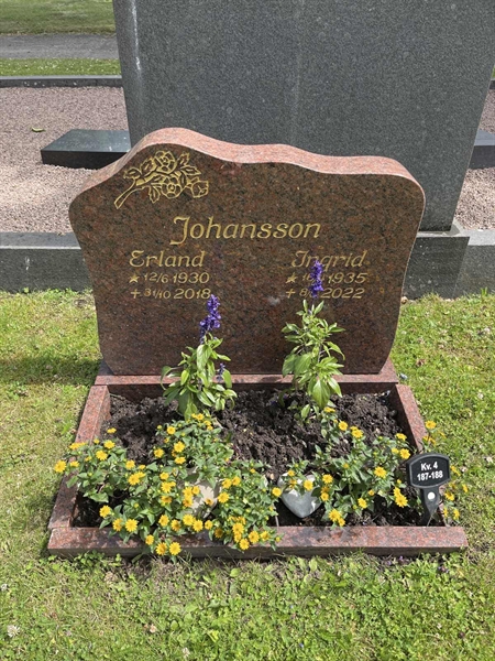 Gravnummer: 33 4   187-188