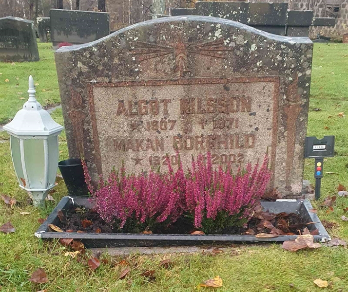 Grave number: 1 I     9-9A