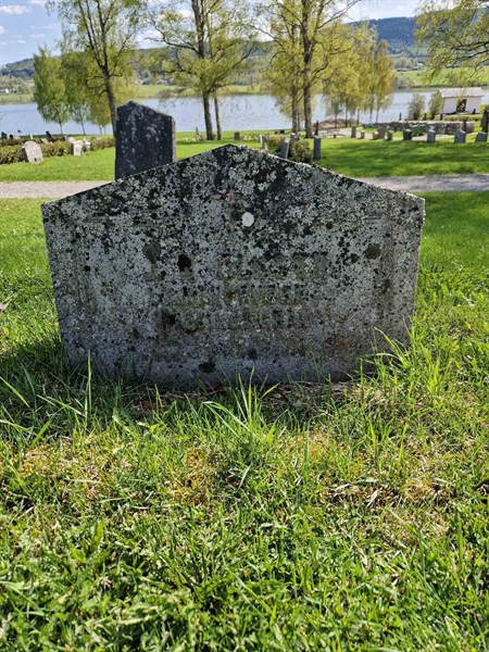 Grave number: 501 22 4524-4526