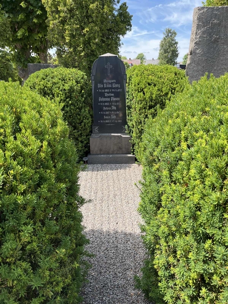 Grave number: NK IV    19