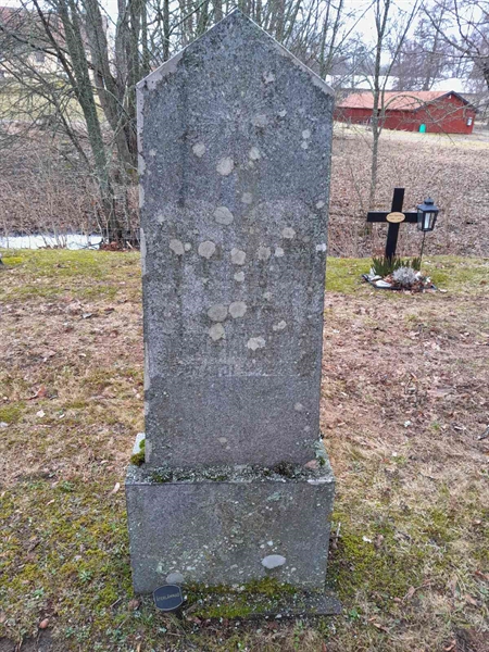 Grave number: 2 1   131-132