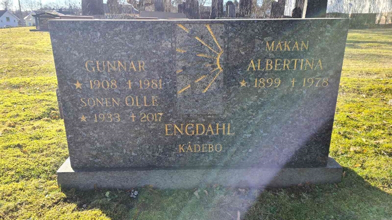 Grave number: M G 14   146-147
