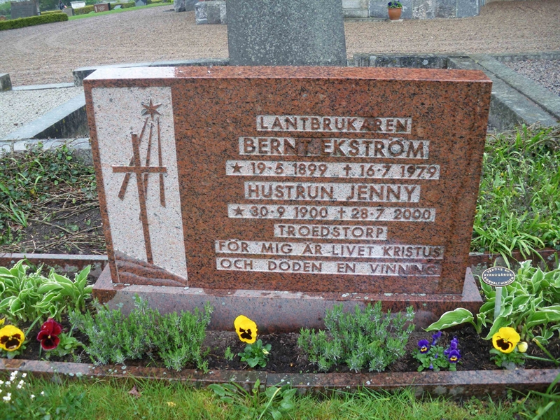 Grave number: INK E    77, 78