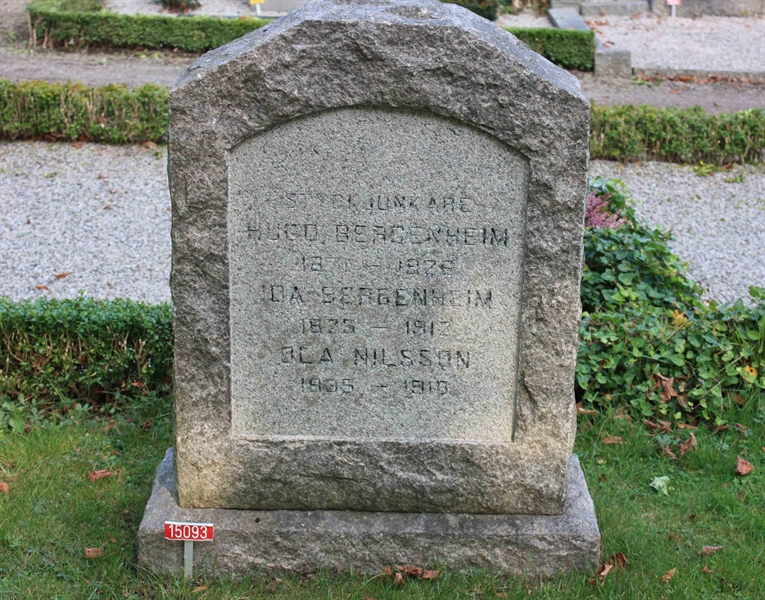 Grave number: Ö 15i   136, 137, 138