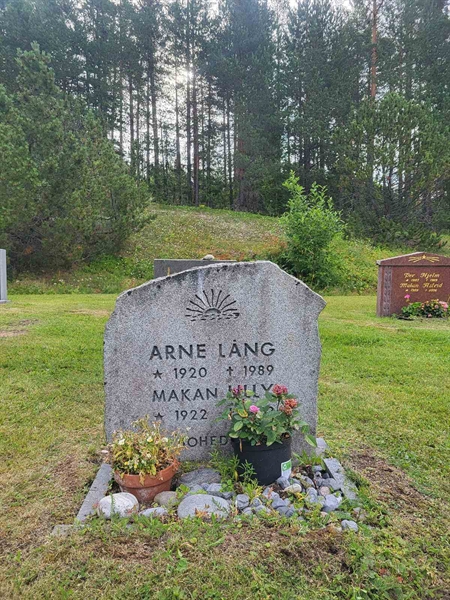 Grave number: 001 4  3007