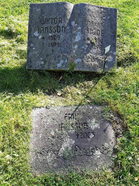 Grave number: Fr 7   157-158