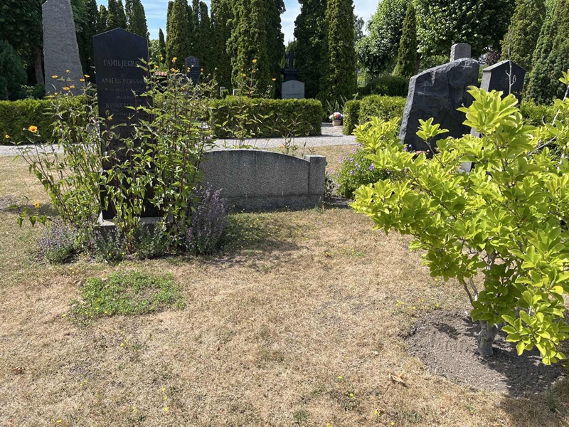 Grave number: NK IV 62+63