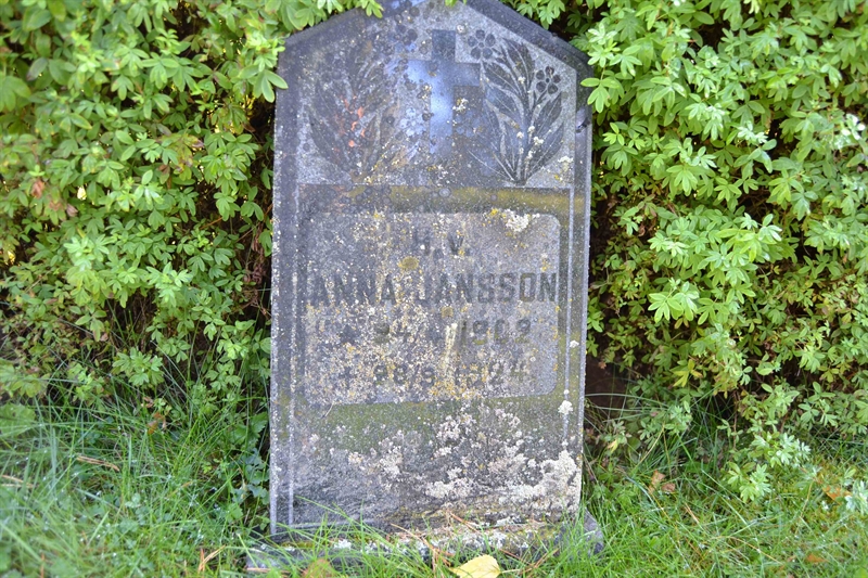 Grave number: 4 B   542