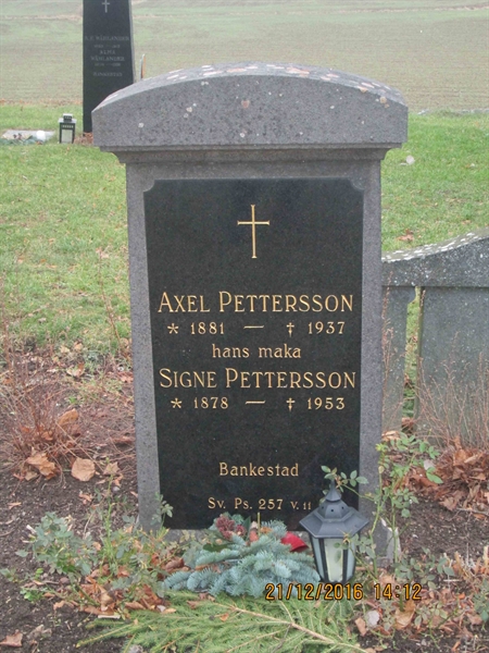 Grave number: HÄ C    36, 37