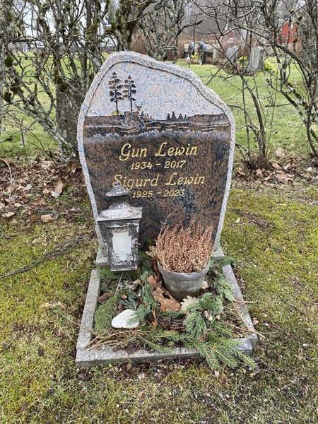 Grave number: 9 Ga 01     6