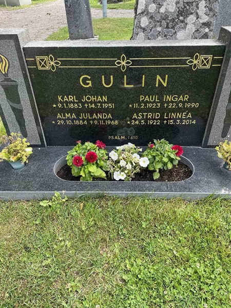 Hautatunnus: N 4 3   352