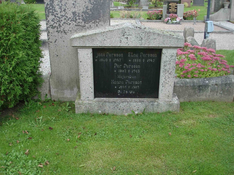 Grave number: HK A   114, 115