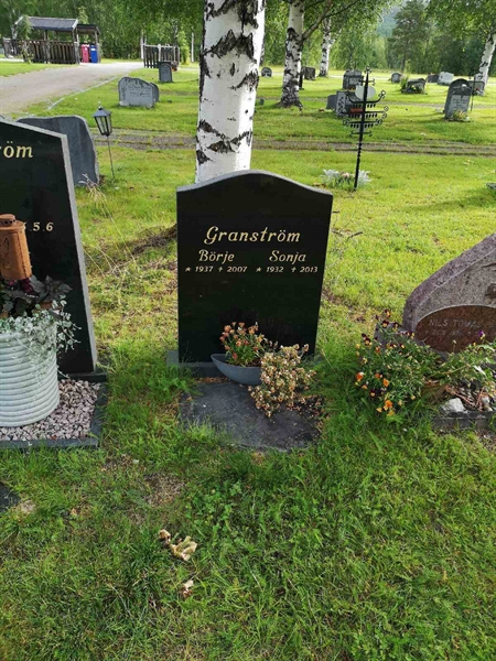 Hautatunnus: NK 17     6B