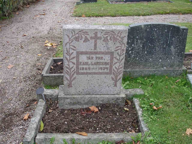 Grave number: FN B    29, 30