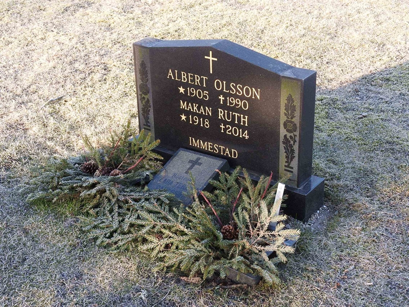 Hautatunnus: GK VÄ    44-45