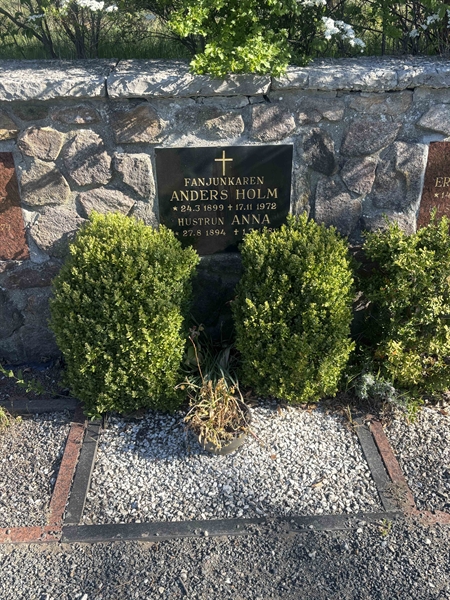 Grave number: DE U    46
