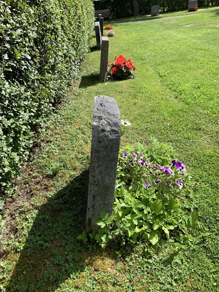 Grave number: 1 ÖK  106-107