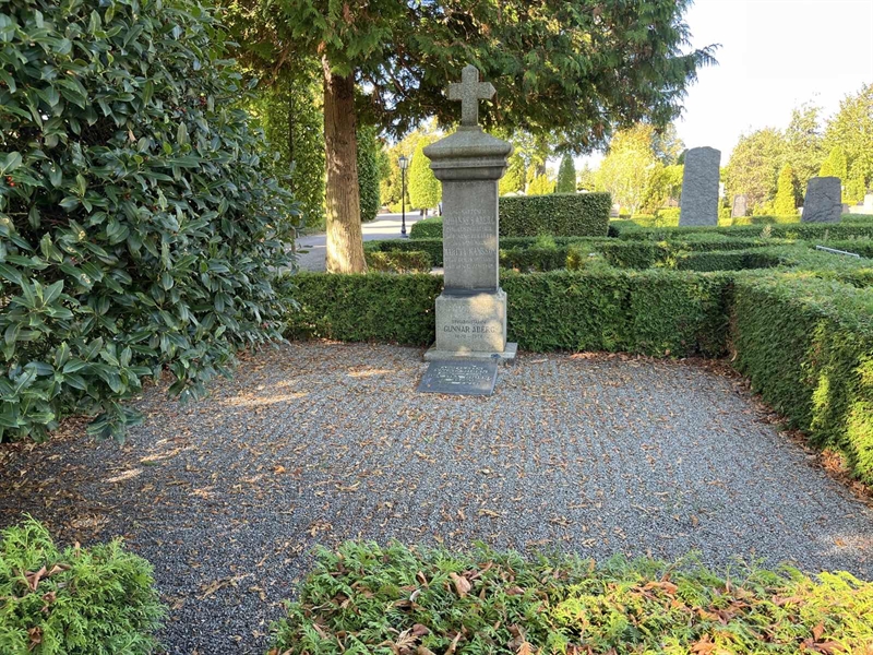 Grave number: VK II    96b