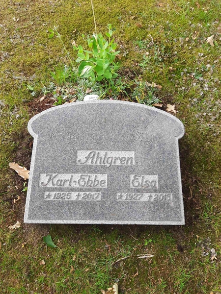 Grave number: M3 C   126