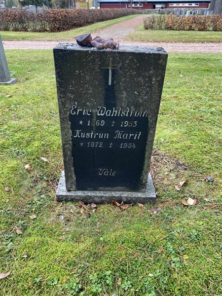 Grave number: 1 GaKy Kv23    82-83