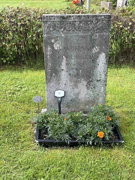 Grave number: 3    62