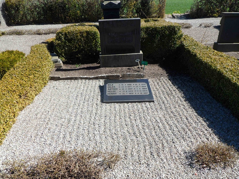 Grave number: VK T     3