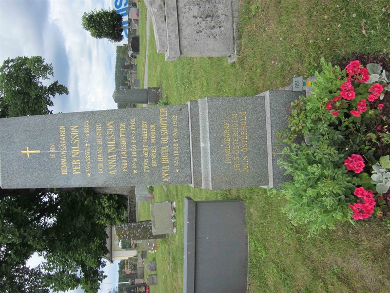 Grave number: KG B   851, 852